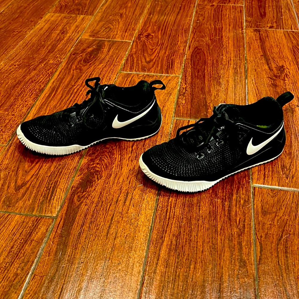 Nike Volleyball shoes black size 7.5